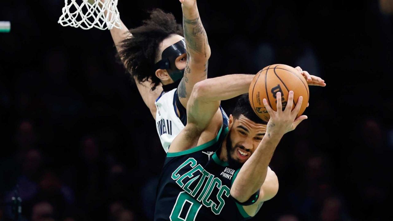 Celtics 138, Mavericks 110