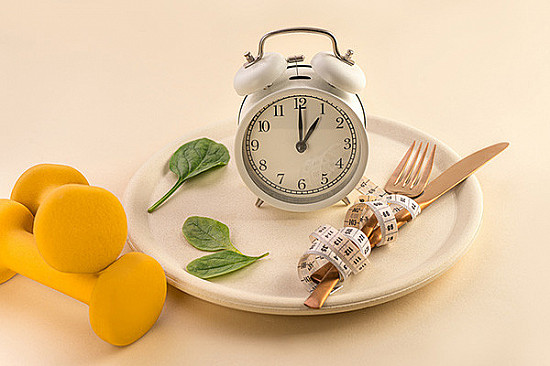 Every-Other-Day Fasting Beats Calorie Cutting, Clinical Trial Finds