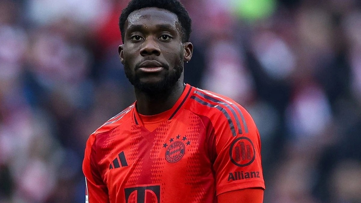 Manchester United Advances in Battle Against Real Madrid for €50 Million Star