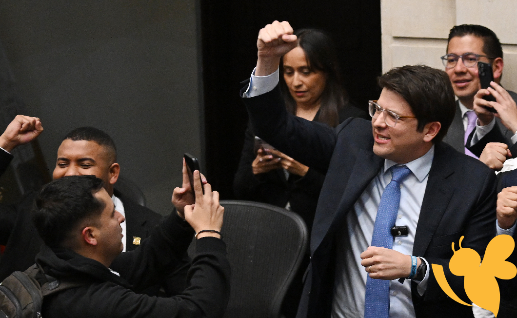 Colombian Presidential hopeful shot at Bogotá rally , Colombian president vows to hunt ‘mastermind’ behind the shooting
