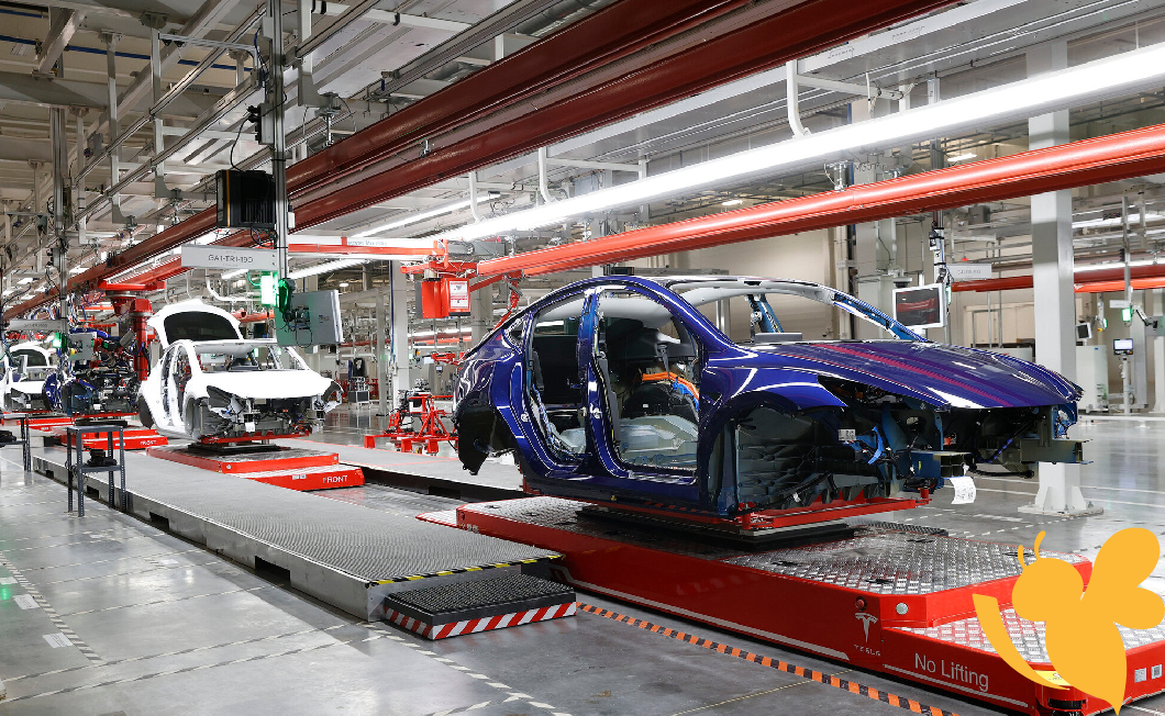 Strong Start for Tesla Battery Producer as Shares Jump in HK Debut