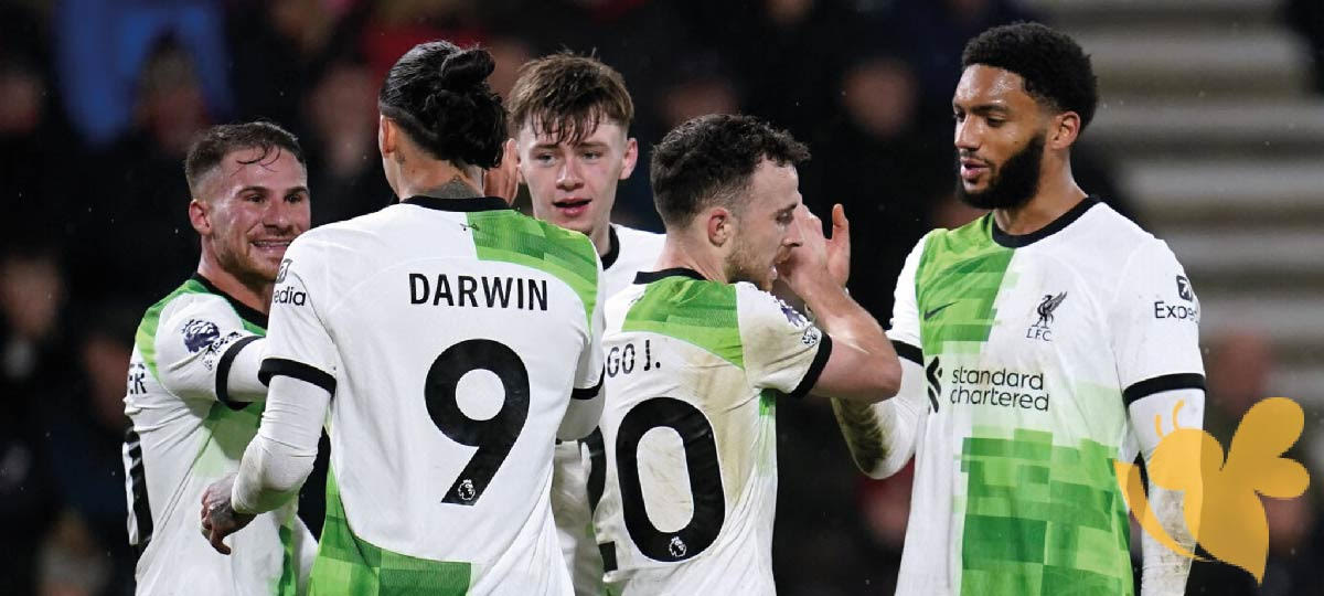 Premier League: Liverpool win 4-0 over Bournemouth
