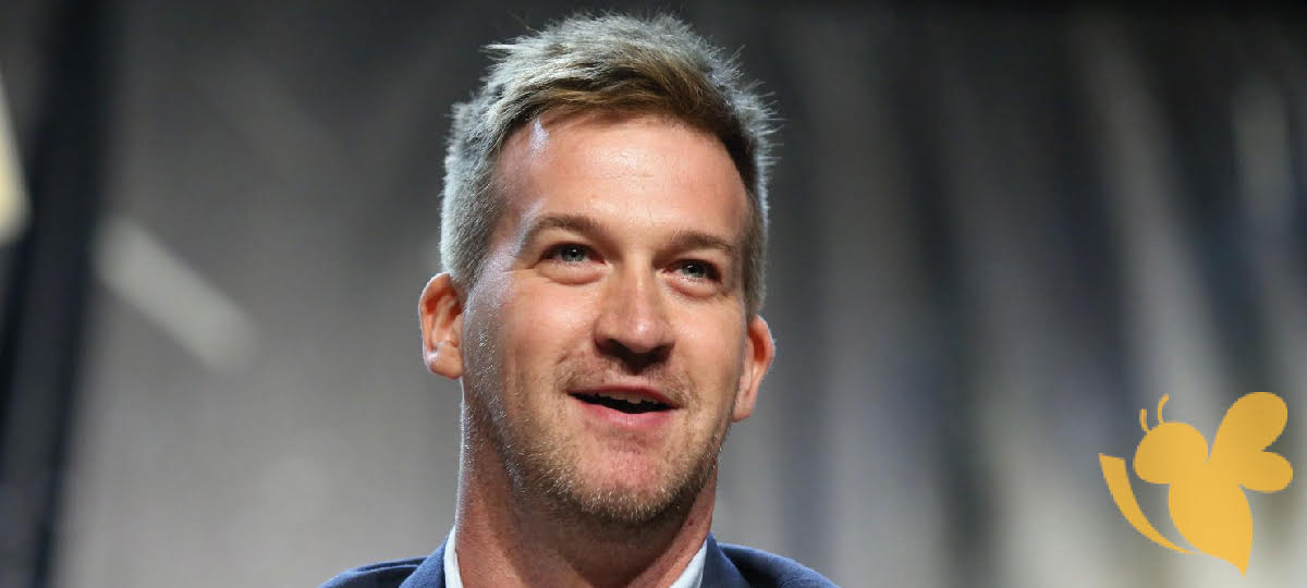 Kenneth Mitchell dead at 49, after ALS battle