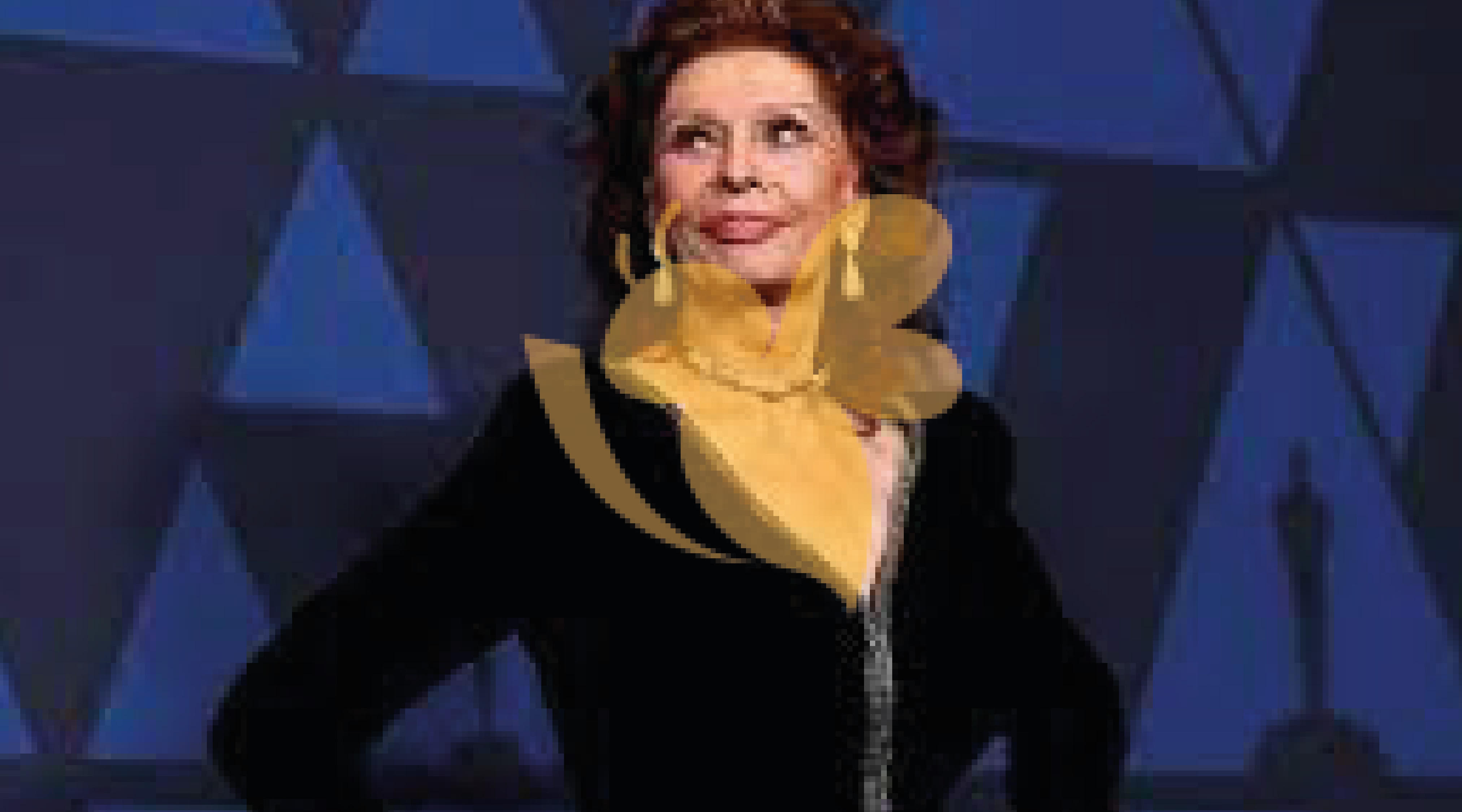 Sophia Loren 89 undergoing hip surgery